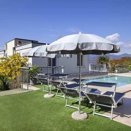 South With Pool Apartment *