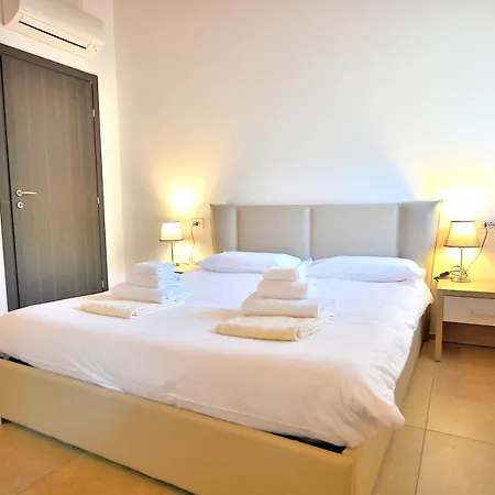 South With Pool Apartment Torri Del Benaco